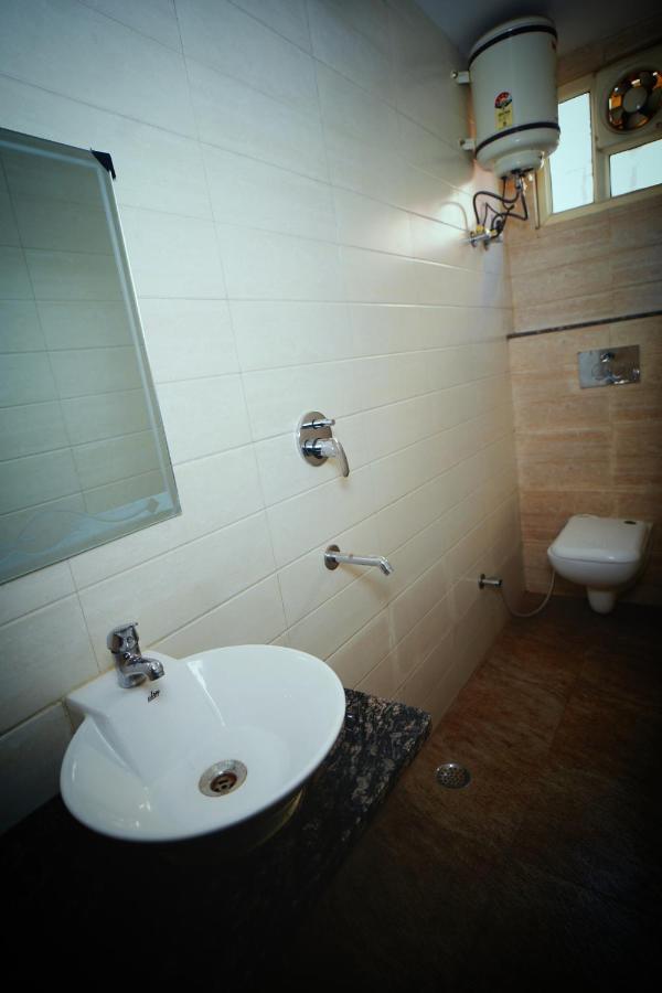 Hotel Delhi Darshan Deluxe-By Rsl Hospitality New Delhi Exterior photo